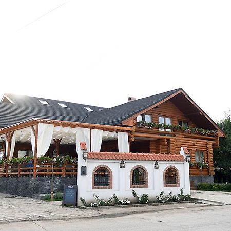 Domeniul Haiducilor Bucovina Suceava Exterior photo